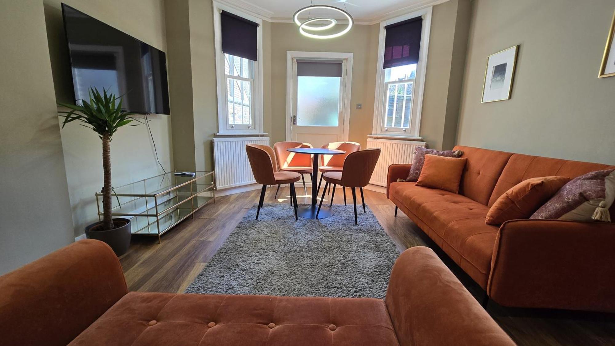 Spacious Studio For 4 Flat Near Regents Park N2 لندن المظهر الخارجي الصورة
